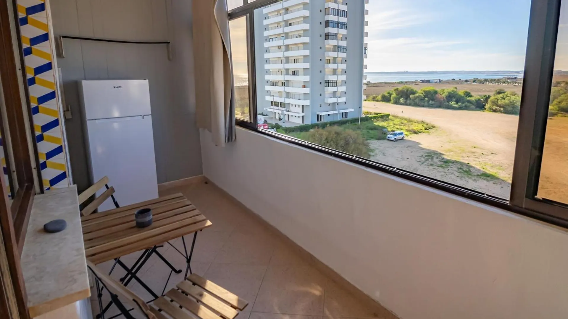 アパート Seaview Beach Apartmento アルヴォル ポルトガル